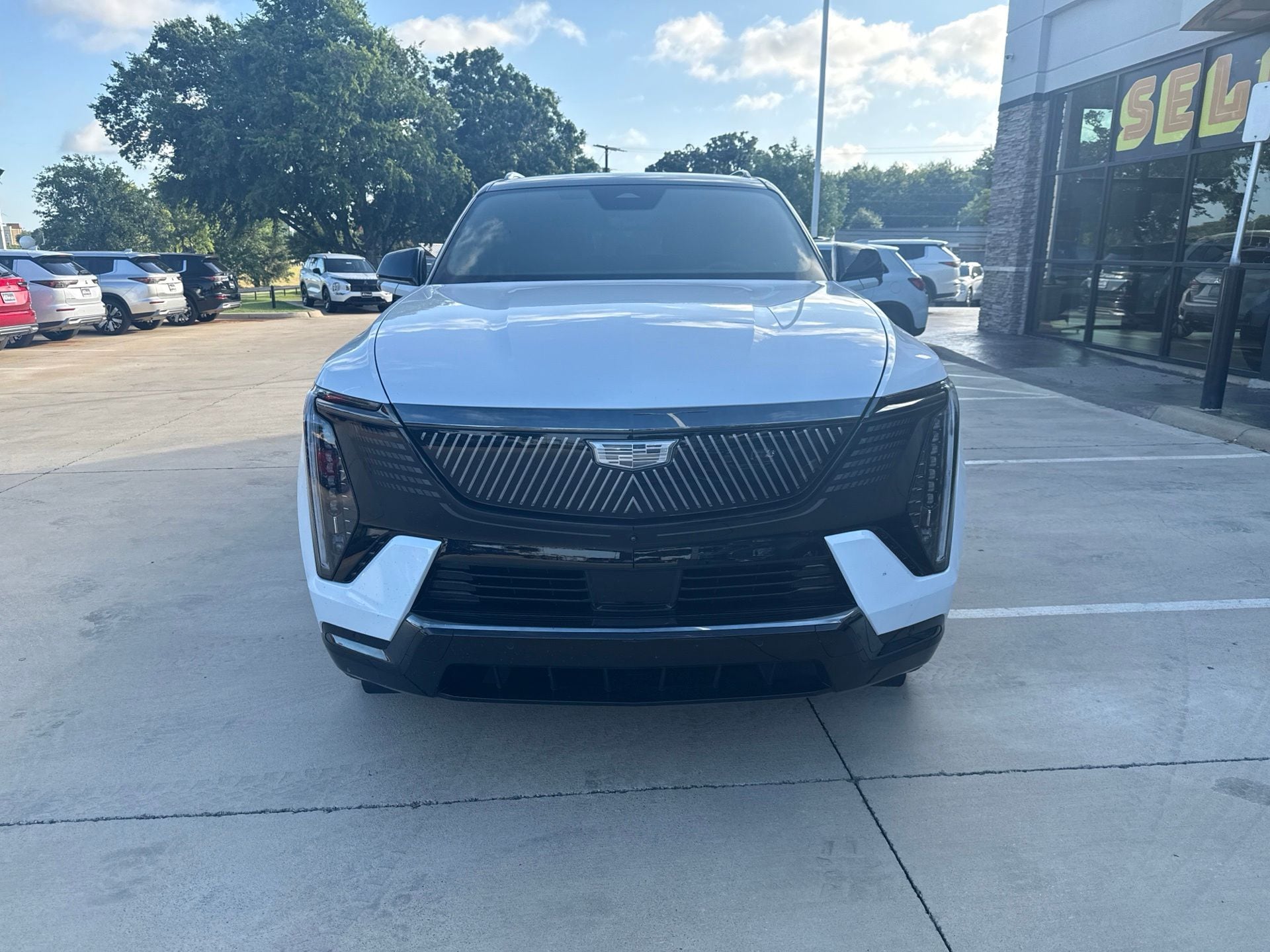 cadillac escalade iql 2026 1GYLELKL5TU102893 image cadillac escalade iql 2026 1GYLELKL5TU102893 image
